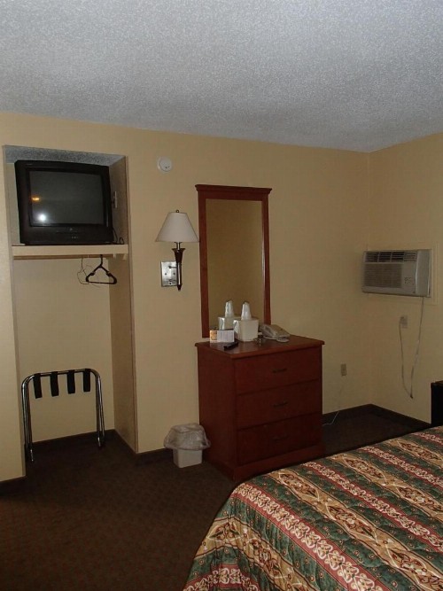 Royal Inn Of New Orleans - image 20