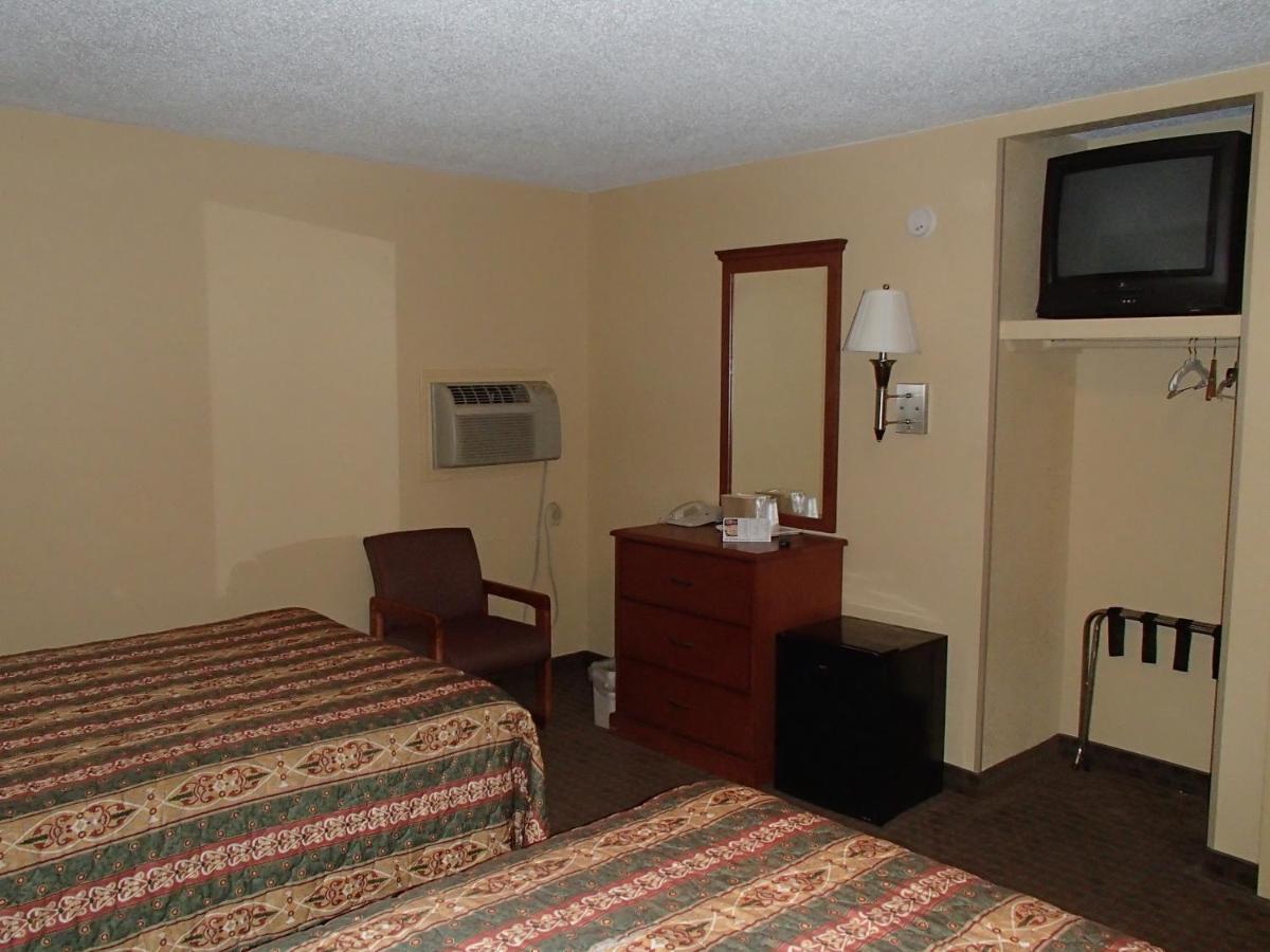 Royal Inn Of New Orleans - image 4