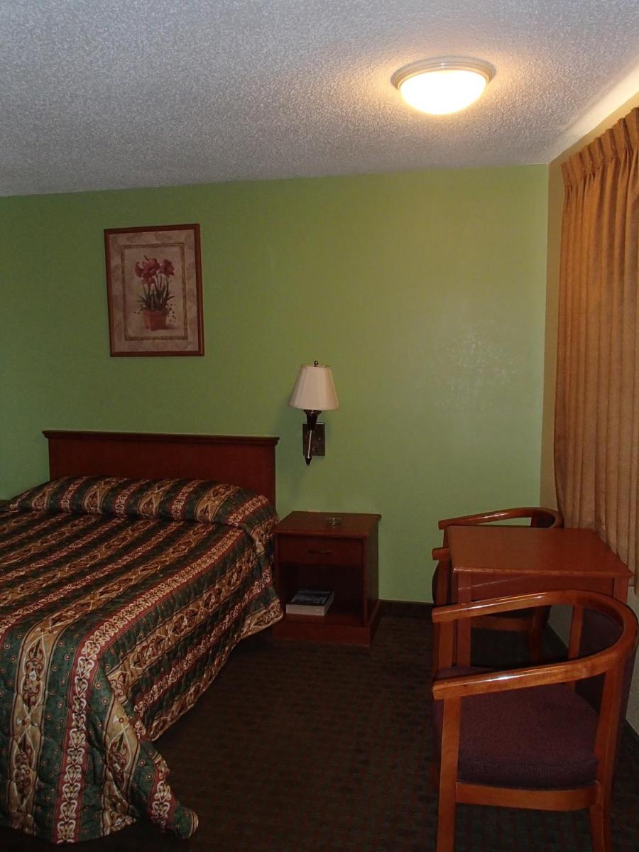 Royal Inn Of New Orleans - image 5