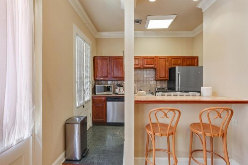Grenoble House - image 31