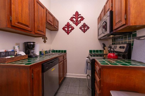Grenoble House - image 5