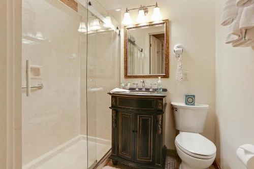 Grenoble House - image 50