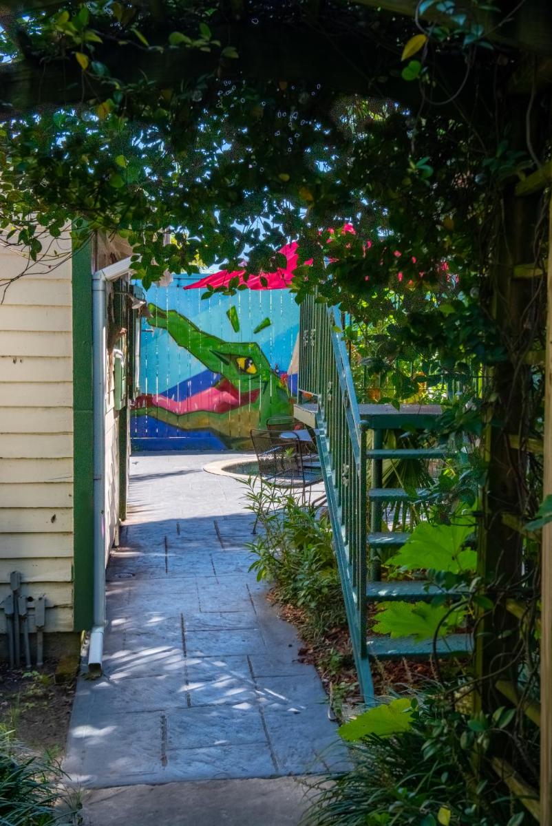 The Lookout Inn - image 2