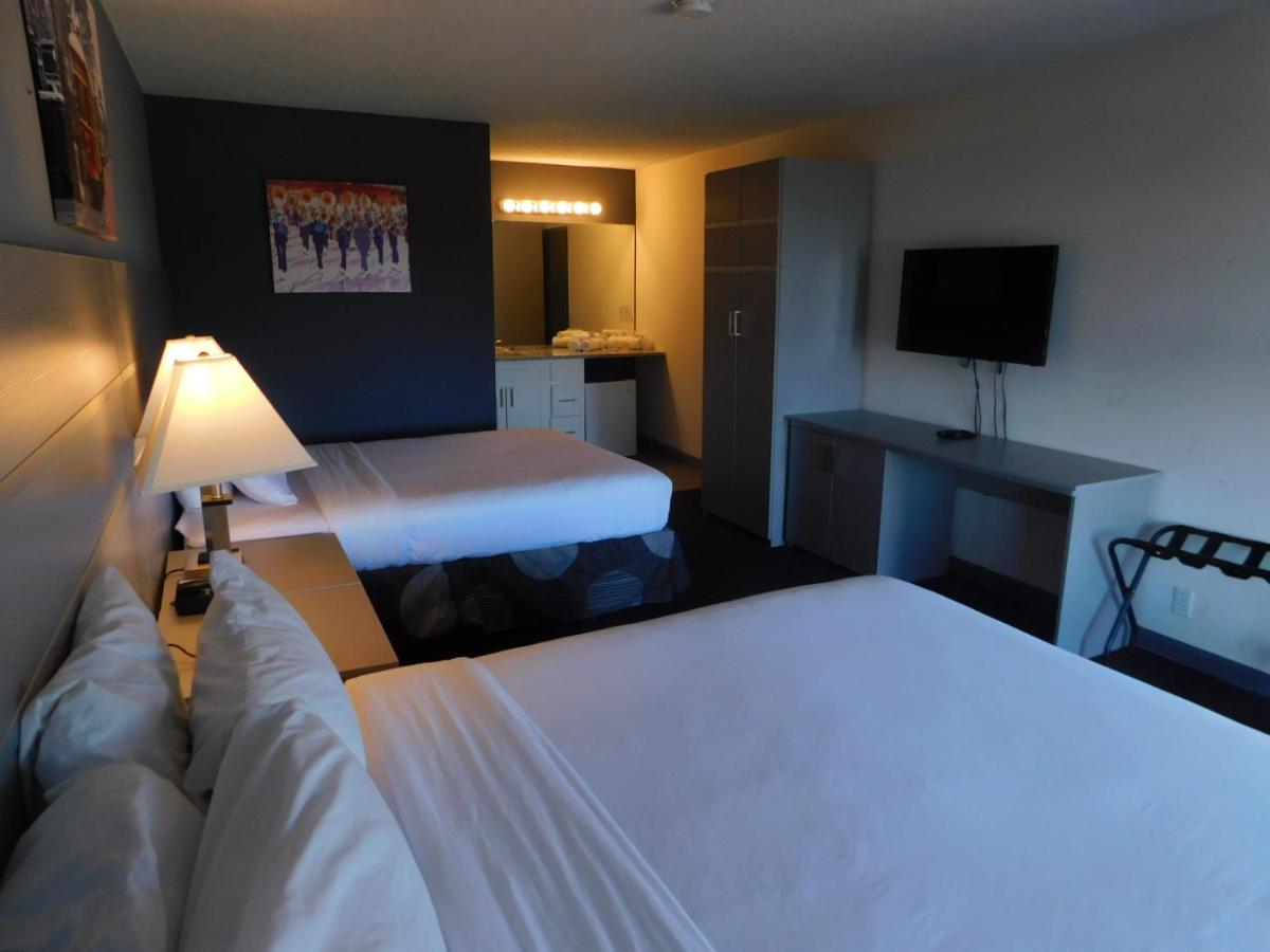 Ramada by Wyndham New Orleans - image 7
