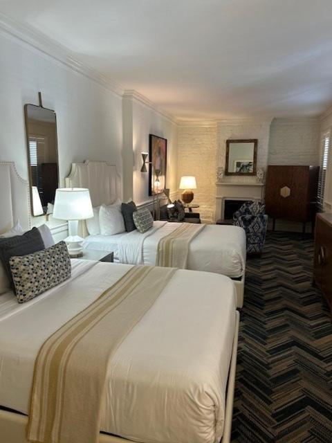 Hotel Provincial - image 2