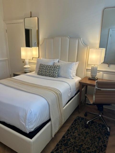 Hotel Provincial - image 4