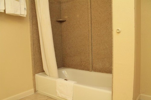 Best Way Inn and Suites - New Orleans - image 18