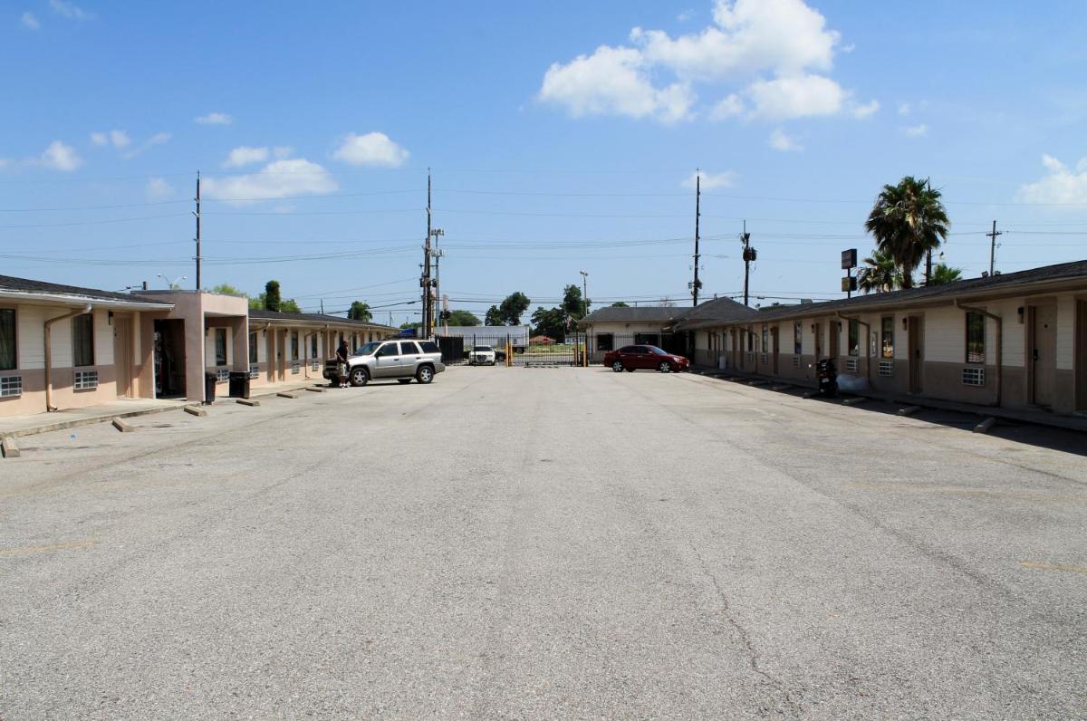 Best Way Inn and Suites - New Orleans - image 5