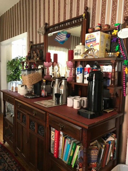 Rose Manor Bed & Breakfast - image 10