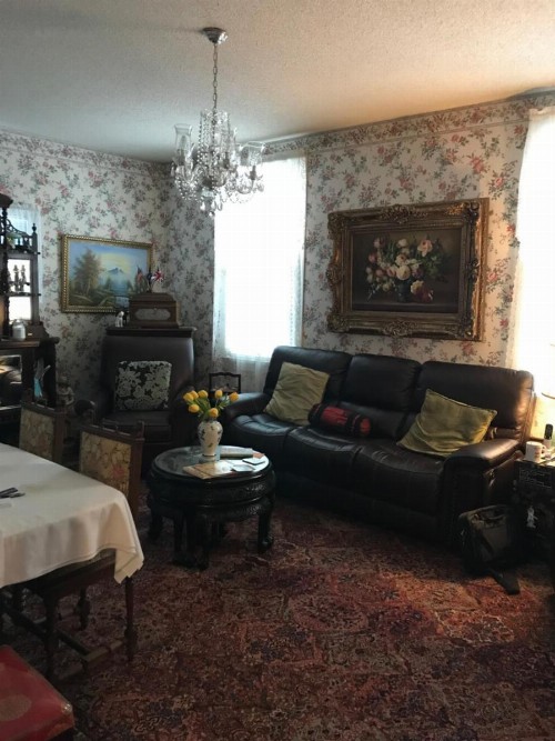 Rose Manor Bed & Breakfast - image 13