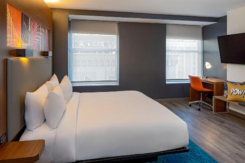 Aloft New Orleans Downtown - image 18