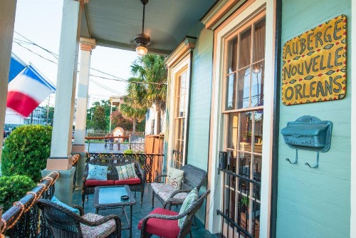 Auberge NOLA Hostel - image 10