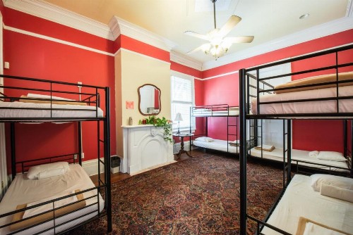 Auberge NOLA Hostel - image 12