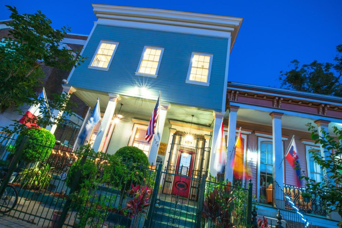 Auberge NOLA Hostel - image 3