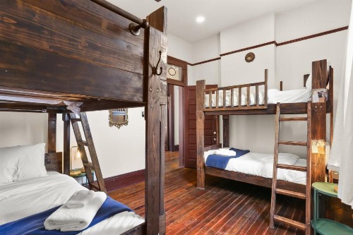 Site 61 Hostel - image 10