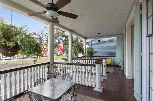 Elysian Fields Inn - image 13