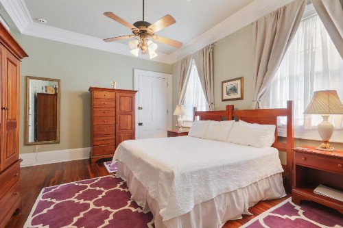 Elysian Fields Inn - image 15