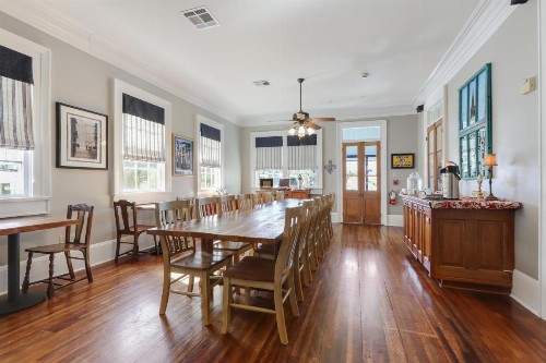 Elysian Fields Inn - image 16