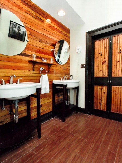 Royal Street Inn & Bar - image 7