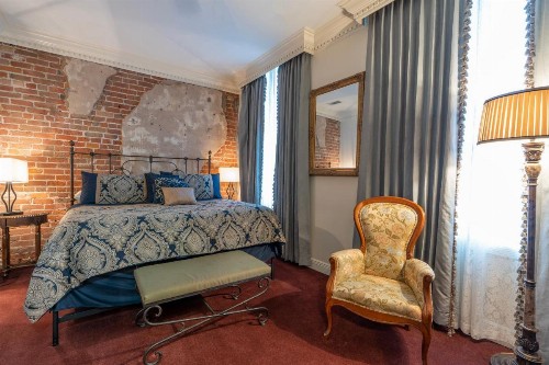 Quarter House - image 29
