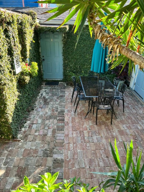 Antonine Apartment Upper Garden District - image 20