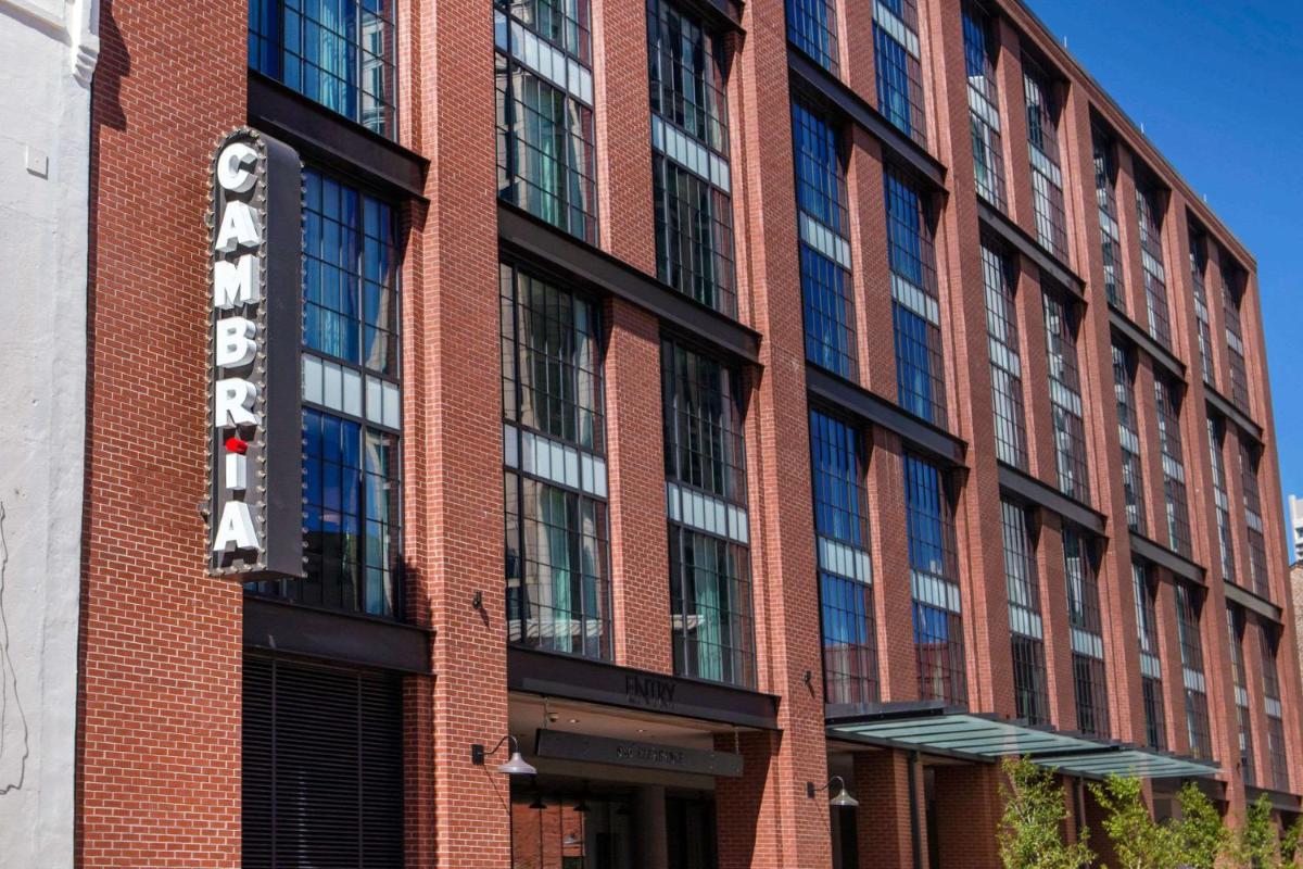 Cambria Hotel New Orleans Downtown Warehouse District - image 7