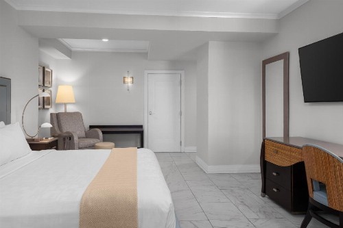 The Jung Hotel & Residences - image 20