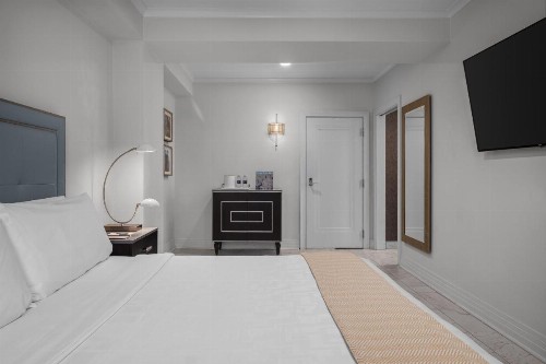 The Jung Hotel & Residences - image 25