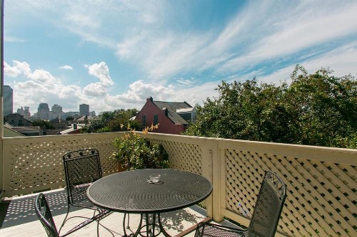 Lafitte Hotel & Bar - image 21