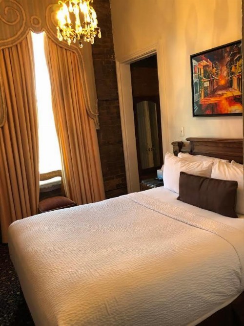 Lafitte Hotel & Bar - image 28