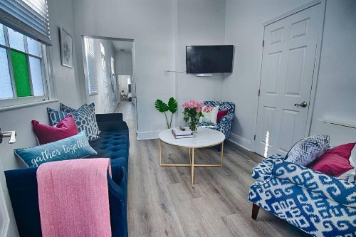 4 BR - Sleeps 8! Best location next to Bourbon Street! - image 37