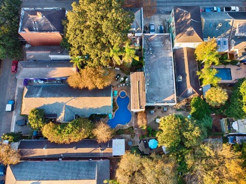 4 BR - Sleeps 8! Celebrity Villa Next to Frenchman St - image 12