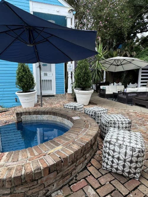 4 BR - Sleeps 8! Celebrity Villa Next to Frenchman St - image 2