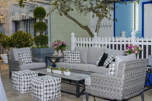 5 BR - Sleeps 8! Steps from Bourbon Street! - image 8