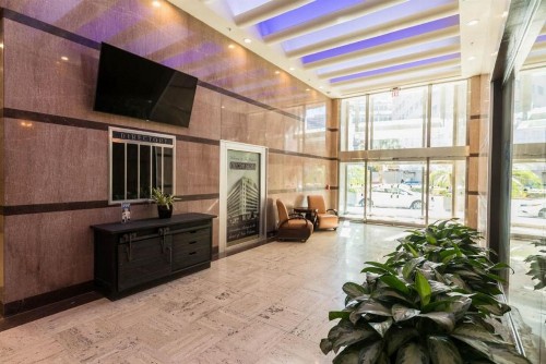 Modern Condos Close to City Attractions - image 11