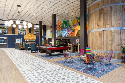 HI New Orleans Hostel - image 1
