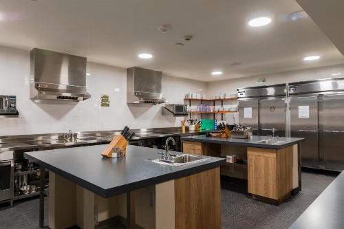 HI New Orleans Hostel - image 16