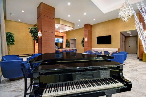 Residence Inn by Marriott New Orleans French Quarter Area/Cen B - image 3