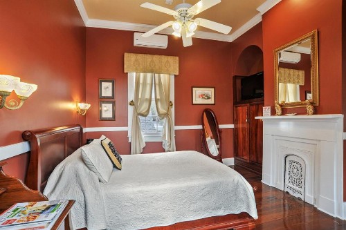 Ashton's Bed and Breakfast - image 25
