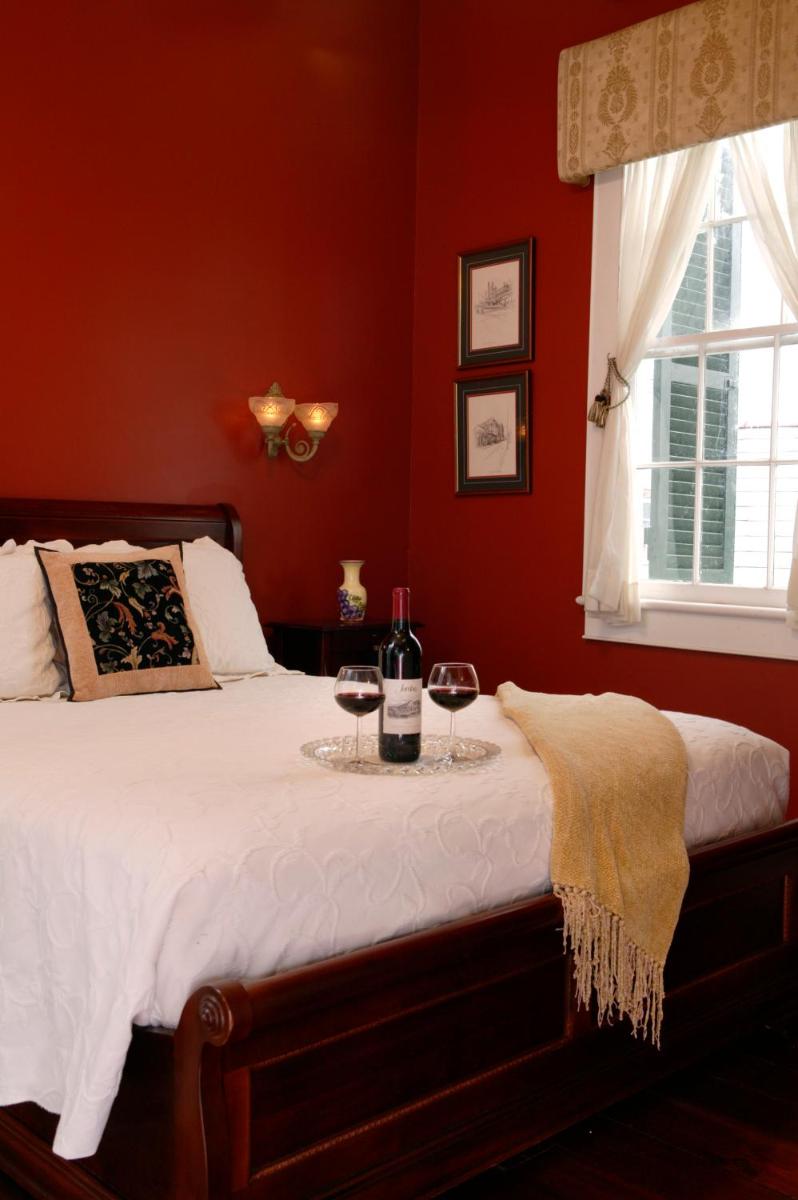 Ashton's Bed and Breakfast - image 5