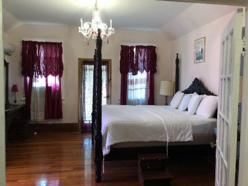 Oakview Bed and Breakfast - image 16