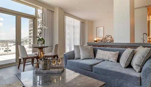 One11 Hotel - image 7