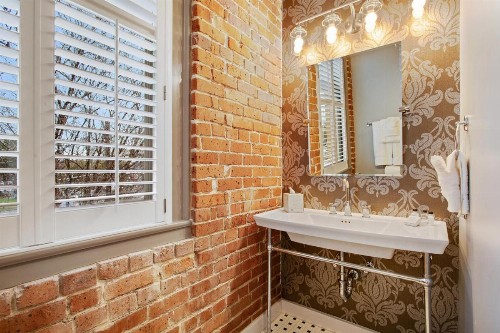 The Brakeman Hotel - image 8