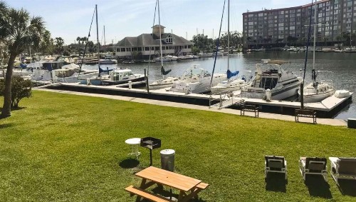 Magnuson Hotel & Marina New Port Richey - image 5