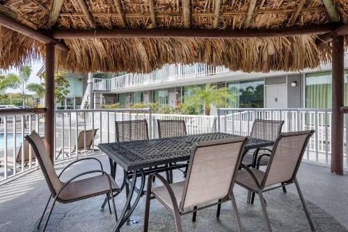 Rodeway Inn - image 28