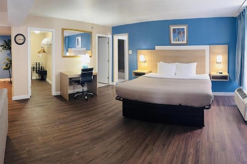 Quality Inn and Suites Conference Center - image 3
