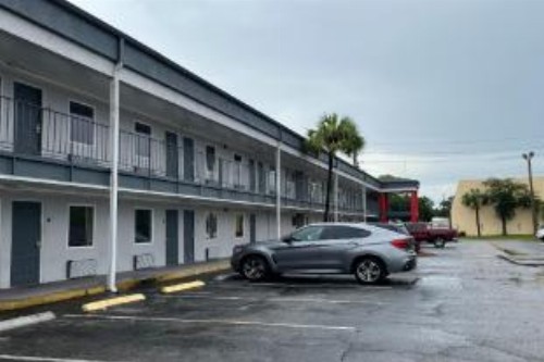 OYO Hotel New Port Richey Gulf Beach US-19 - image 19
