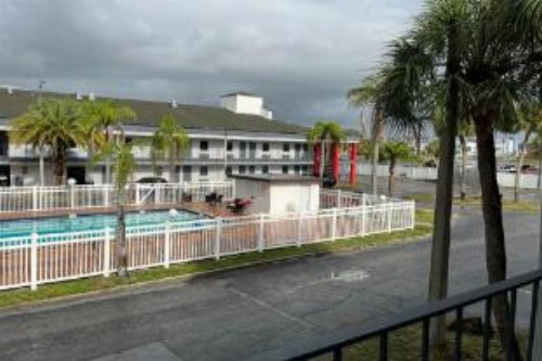 OYO Hotel New Port Richey Gulf Beach US-19 - image 23