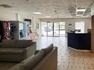 OYO Hotel New Port Richey Gulf Beach US-19 - image 5