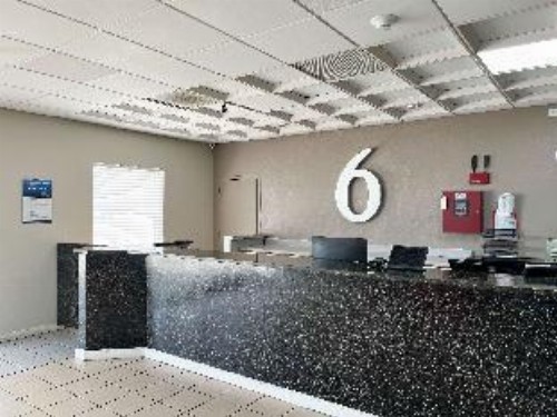 OYO Hotel New Port Richey Gulf Beach US-19 - image 6